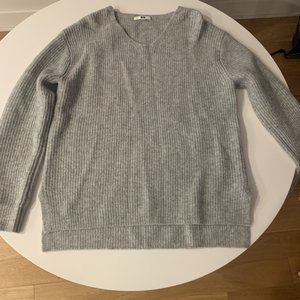 UNIQLO Oversized Grey Sweater